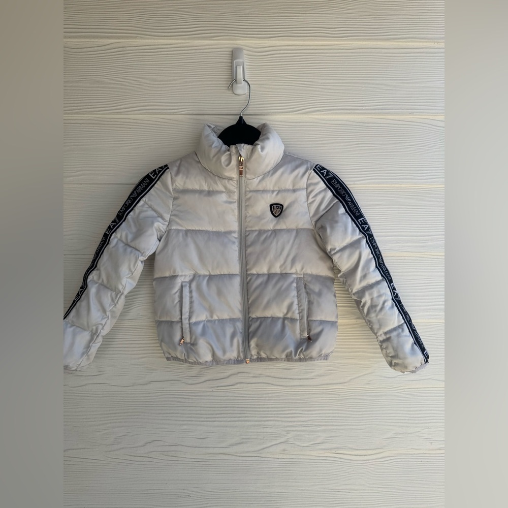 Emporio Armani girls 8A white/ Black Stripes puffer coat Girls - Picture 1 of 13